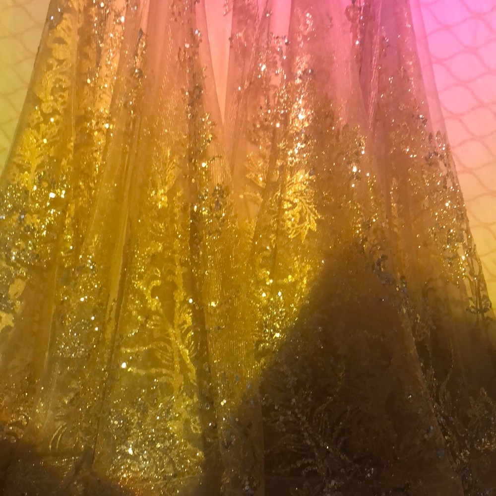 Rose Gold  Glitter prom dress📸